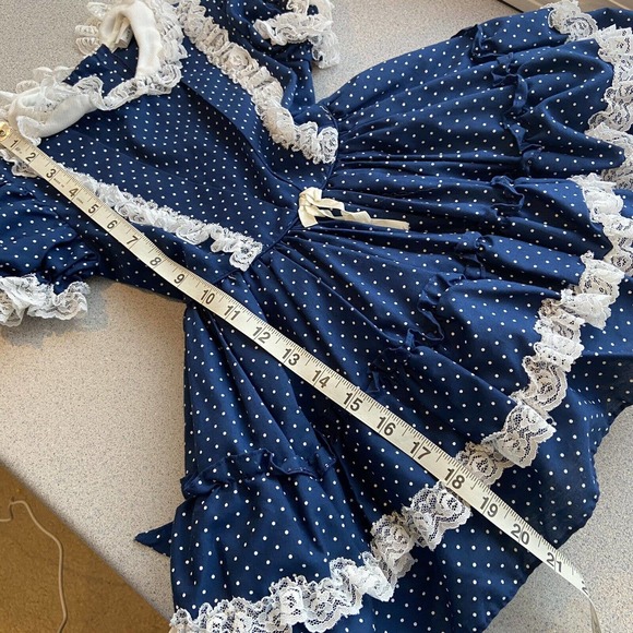 VTG Miss Quality Little Girls Size 5 Ruffle Lace Trim Dress Blue Polka Dot Frill - Picture 9 of 10
